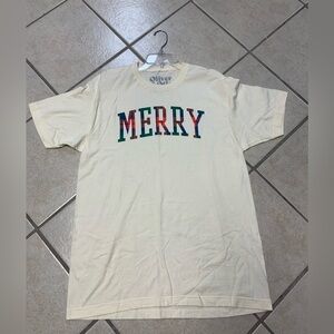 Womens L thru 3X Oliver & Otis Brand Ivory “Merry” Christmas Graphic T-shirt NWT